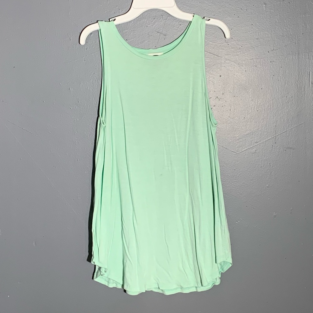 mint green tank top